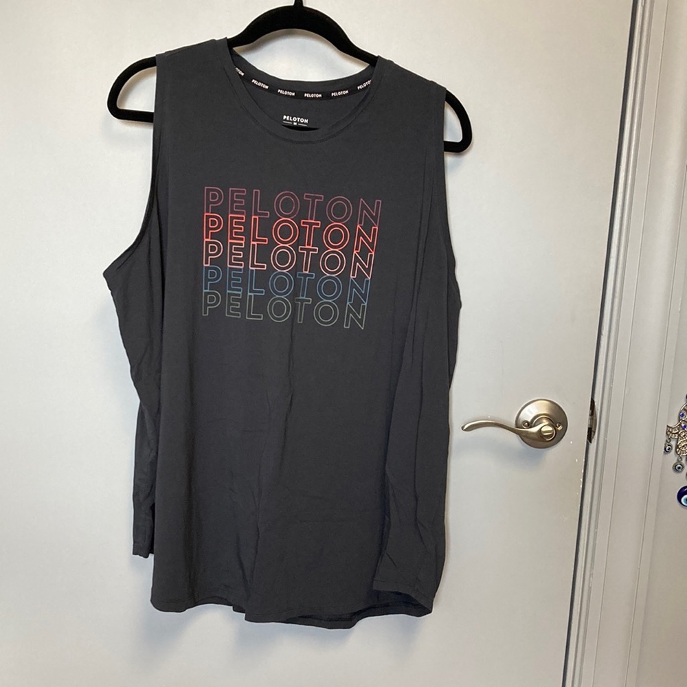 Peloton Retired Tank Retro Size 2X - Picture 4 of 6